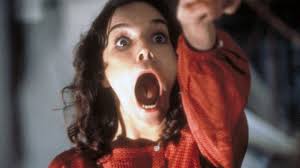 varldsrymden-anfaller